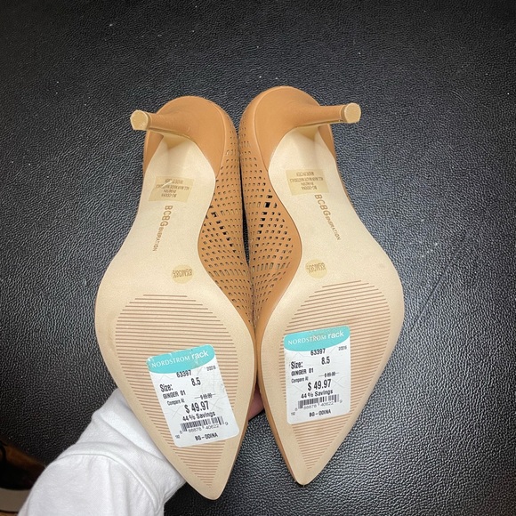 Stilettos - Picture 2 of 3